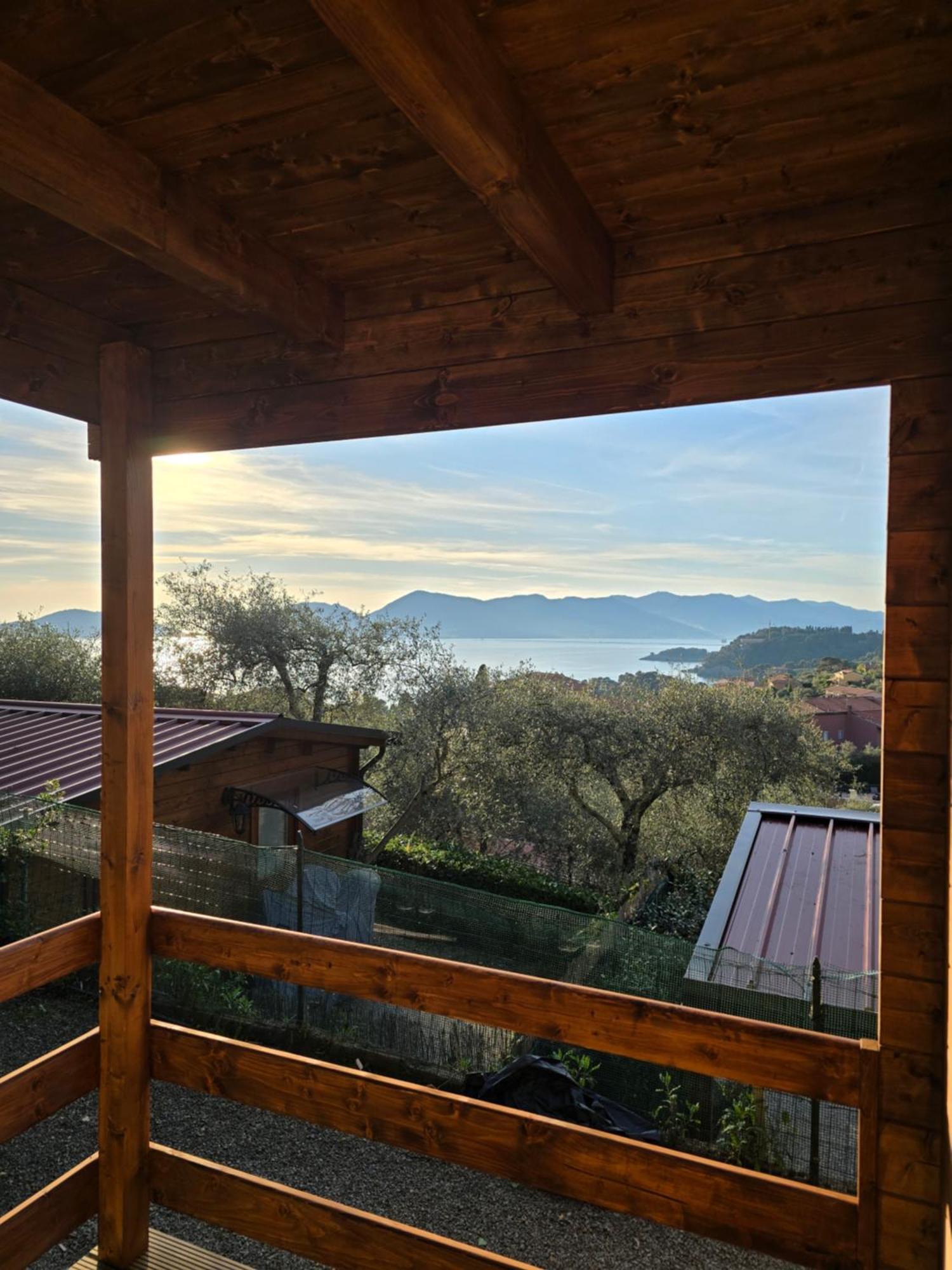 Hotel Campeggio Gianna Golfo Dei Poeti Lerici Exterior foto