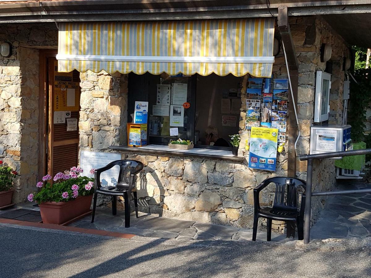 Hotel Campeggio Gianna Golfo Dei Poeti Lerici Exterior foto